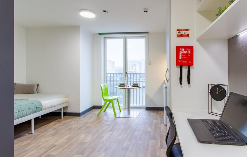 Raleigh Street, City Centre, Plymouth - Image 1